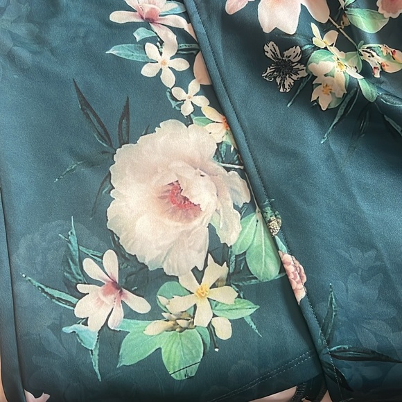 Halter style green flower dress Medium by Venus - Picture 16 of 17